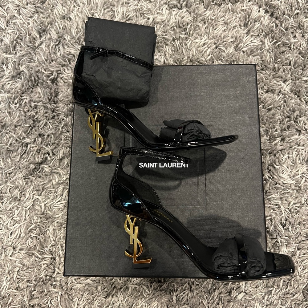 Yves Saint Laurent Opyum Patent YSL Ankle-Strap Sandals - Black - Sz 35.5 US 5.5